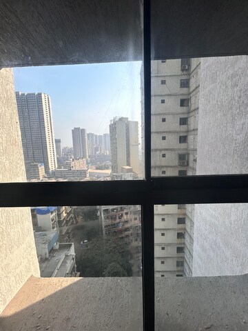 Kitchen in 3 BHK Apartment at Kandivali East – for Rent