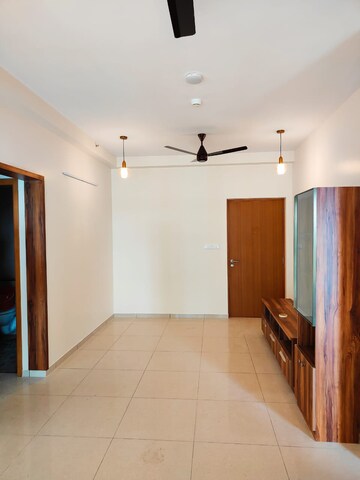 Room in 2 BHK Apartment at Sobha Dream Gardens, Thanisandra Main Road – for Rent