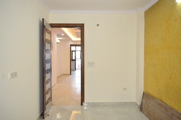 Room in 3 BHK Builder Floor at Mahavir Enclave 1 – for Sale