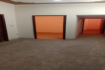 Room in 3 BHK Builder Floor at Chiranjiv Vihar – for Sale