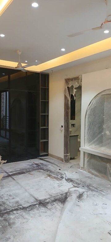 Building Lobby in 3 BHK Builder Floor at Sector 15 ii – for Sale