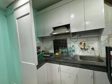 Kitchen in 1 BHK Builder Floor at Mahavir Enclave 1 – for Sale