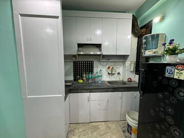 Kitchen in 1 BHK Builder Floor at Mahavir Enclave 1 – for Sale