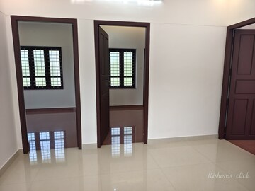 Room in 4 BHK Villa at Ulloor – for Sale