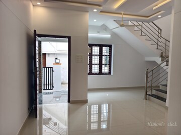 Building Lobby in 4 BHK Villa at Ulloor – for Sale
