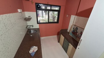 Team Area in 2 BHK Apartment at Akhil Sundaram, Kandivali West – for Rent