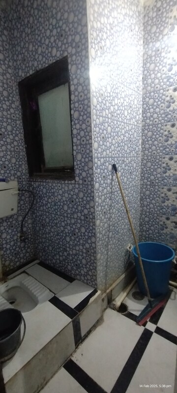 Furnished Amenities in 2 BHK Builder Floor at Uttam Nagar – for Sale