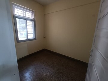 Room in 1 BHK Apartment at Bandra West – for Rent