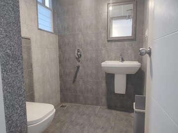 Bathroom in 1 BHK Apartment at Hennur – for Rent