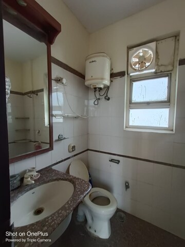 Bathroom in 2 BHK Apartment at Maple Heights, Sector 43 – for Rent