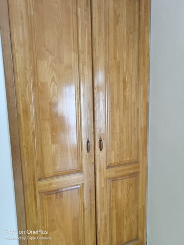 Furnished Amenities in 2 BHK Apartment at Maple Heights, Sector 43 – for Rent
