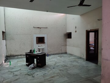 Living Room in 4 BHK Independent House at Aliganj – for Rent