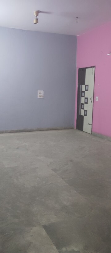 Commercial Warehouse 1500 Sq.Ft. For Rent in Sector 45 Noida  8202832