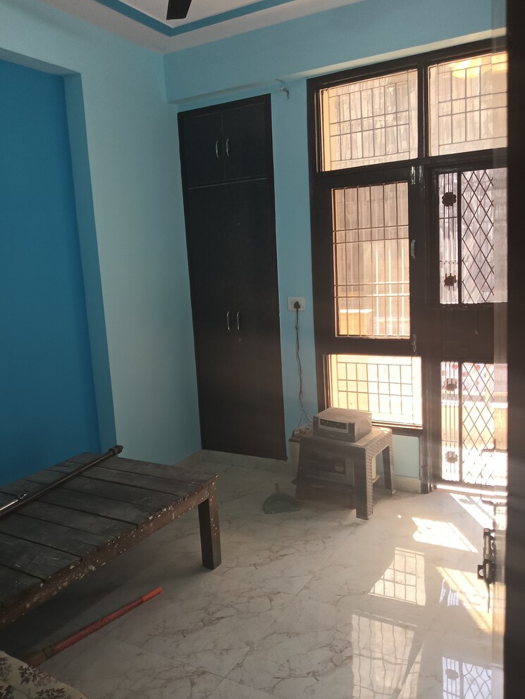Room, shalimar-apartments-shalimar-garden 1 Bedroom 450 Sq.Ft. Builder Floor In Shalimar Garden Ghaziabad 8202863
