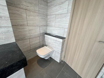 Bathroom in 5 BHK Apartment at Rustomjee Crown, Prabhadevi – for Rent
