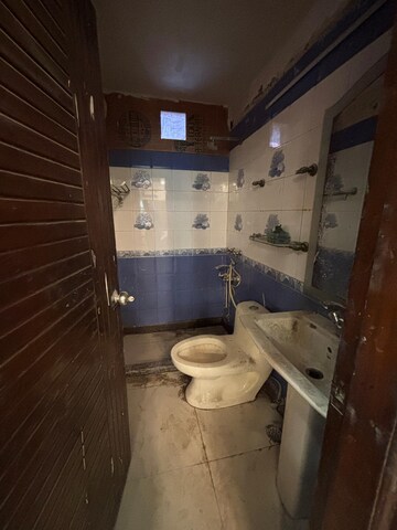 Bathroom in 2 BHK Apartment at Vasant Kunj – for Rent