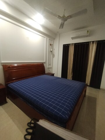 Balcony in 2 BHK Builder Floor at Sector 43 – for Rent