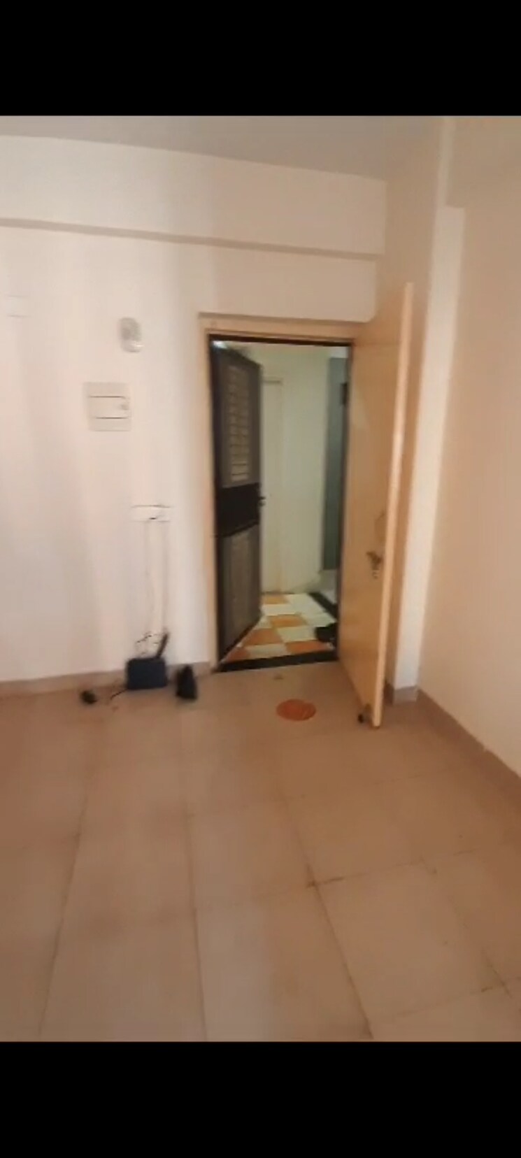 Bathroom, wave-city-swamanorath 2 Bedroom 678 Sq.Ft. Apartment In Pilkhuwa Ghaziabad 8202913