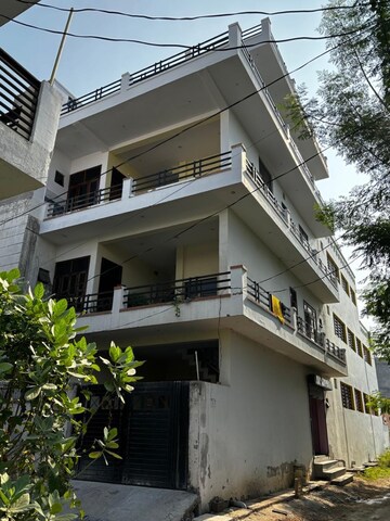 2 BHK Builder Floor – Exterior View View at Gomti Nagar - for Rent