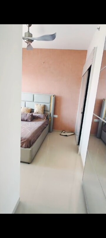 Master Bedroom in 2 BHK Apartment at Lodha Vista, Lower Parel – for Rent