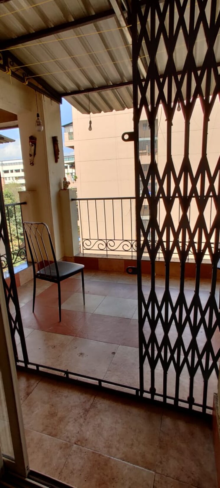 Terrace, brahma-avenue 3 Bedroom 1500 Sq.Ft. Apartment In Kondhwa Pune 8202932