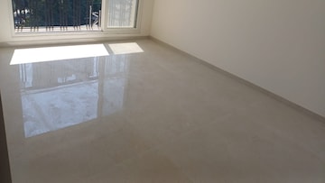 Room in 2 BHK Apartment at Thane West – for Sale