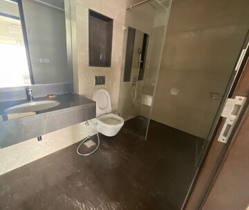 Team Area in 3 BHK Apartment at Lokhandwala Minerva Mahalaxmi, Mahalaxmi – for Rent