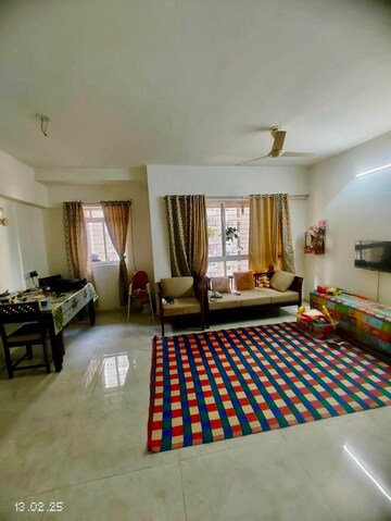 Bedroom in 3 BHK Apartment at Lodha Amara, Kolshet Road – for Sale