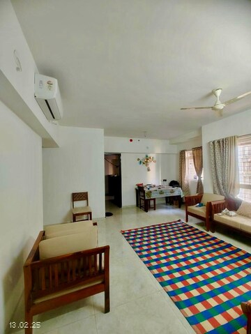Bedroom in 3 BHK Apartment at Lodha Amara, Kolshet Road – for Sale