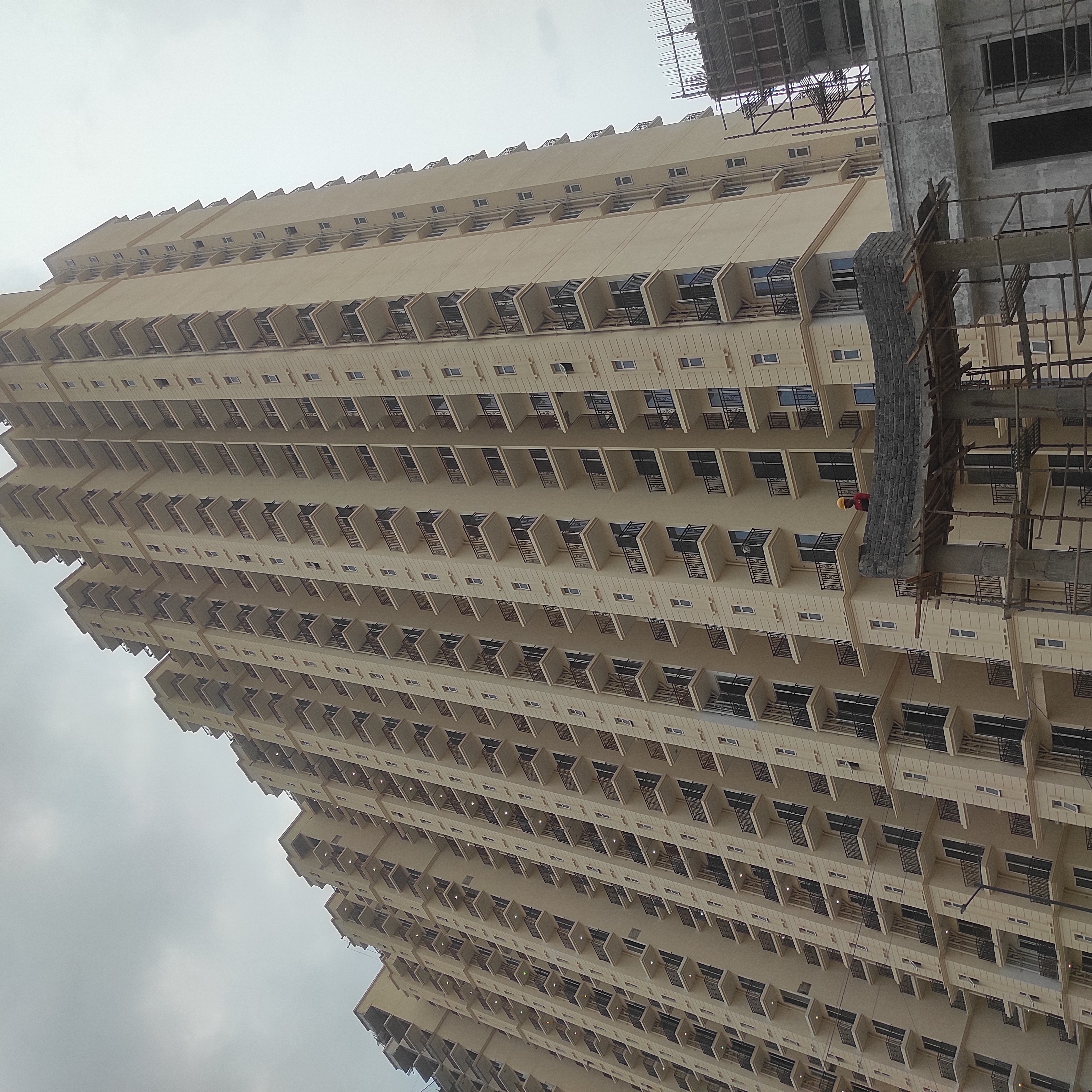 3 BHK 738 Sq.Ft. Apartment in Signature Global Golf Greens