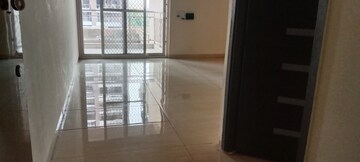 Room in 3 BHK Apartment at Gaur Sportswood, Sector 79 – for Rent