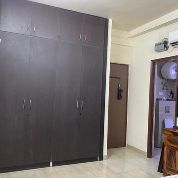 Room in 3 BHK Apartment at SDS NRI Residency, Sector 45 – for Rent
