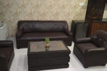 Furnished Amenities in 3 BHK Apartment at Ajnara Homes, Sector 16b Greater Noida – for Rent