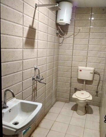 Bathroom in 3 BHK Apartment at Ajnara Homes, Sector 16b Greater Noida – for Rent