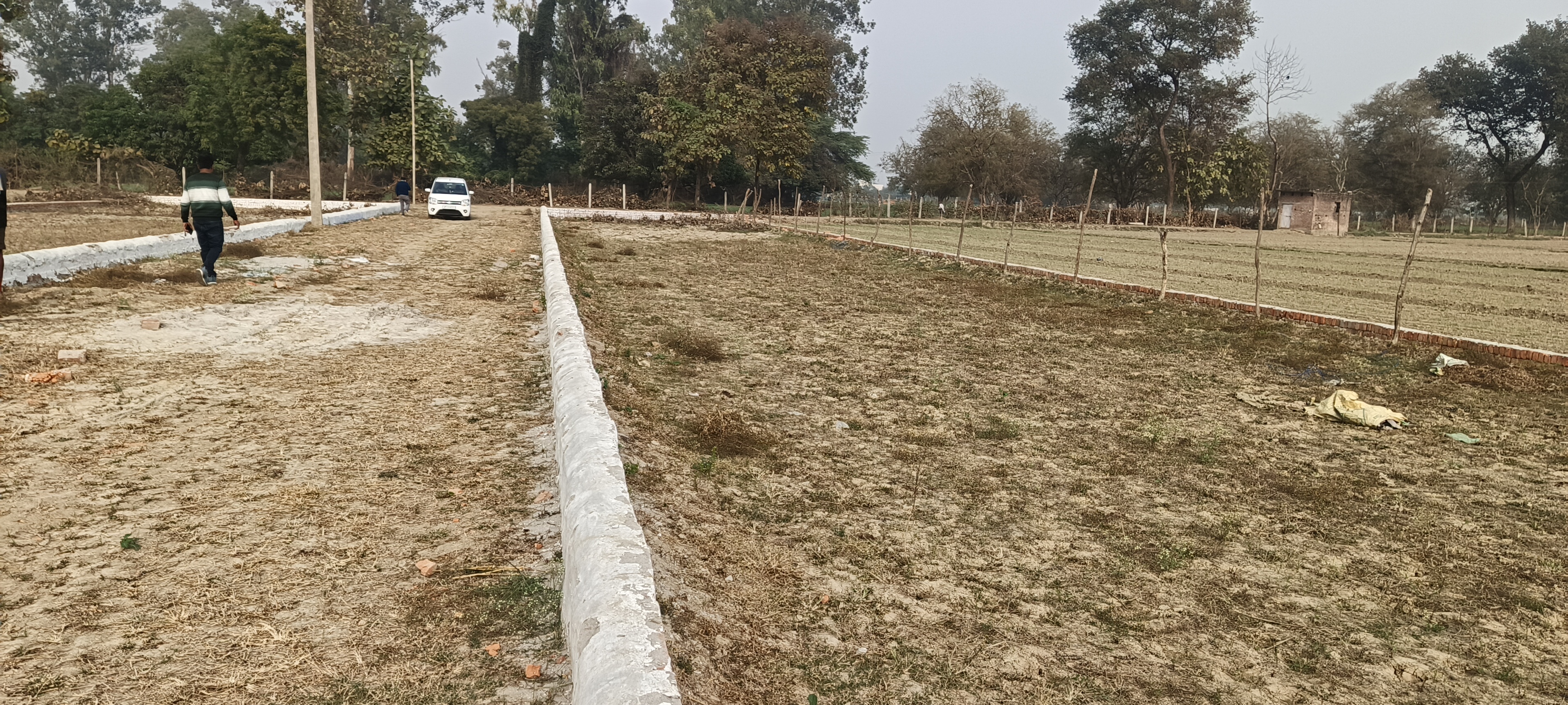 Plot For Sale in Invest Kisan Path Sitapur