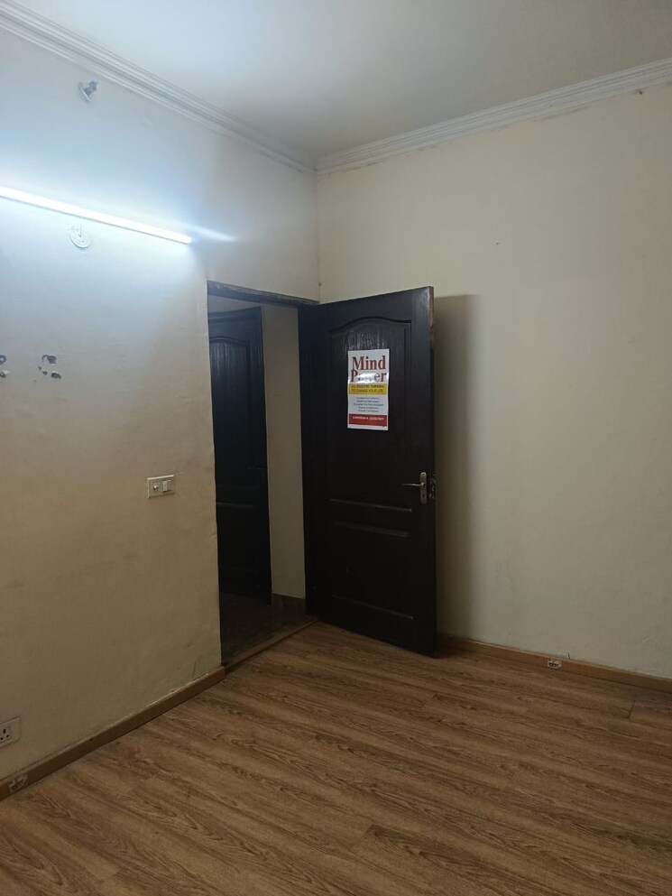 Room, amrapali-silicon-city 3 Bedroom 1420 Sq.Ft. Apartment In Sector 76 Noida 8203235