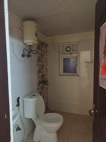 Bathroom in 3 BHK Apartment at Amrapali Silicon City, Sector 76 – for Sale