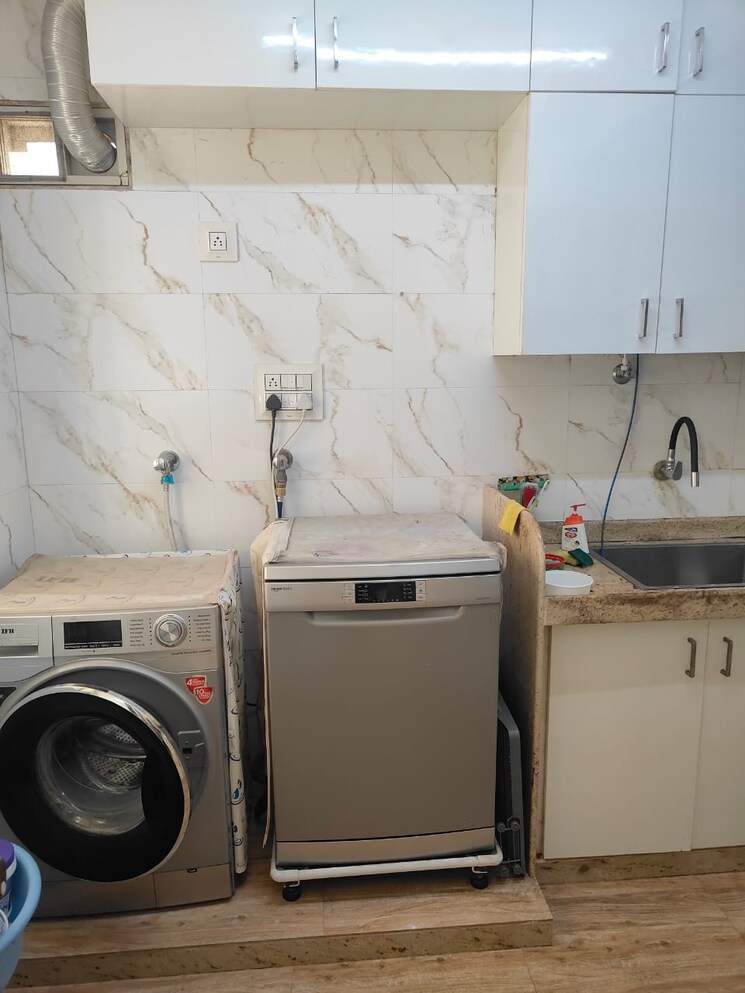 Bathroom, aa-residency-vasanth-nagar 3 Bedroom 1800 Sq.Ft. Apartment In Vasanth Nagar Bangalore 8203239