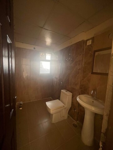Master Bedroom in 2 BHK Apartment at Amrapali Silicon City, Sector 76 – for Sale