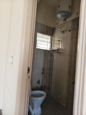 Bathroom in 1 BHK Apartment at Halasuru – for Rent