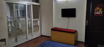 Room in 3 BHK Apartment at Amrapali Silicon City, Sector 76 – for Sale
