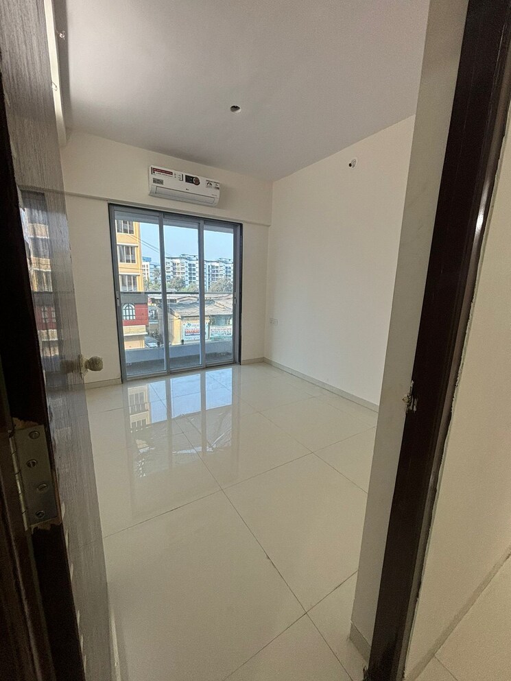 Living Room, sai-samarth-enclave 1 Bedroom 525 Sq.Ft. Builder Floor In Chakki Naka Thane 8203269