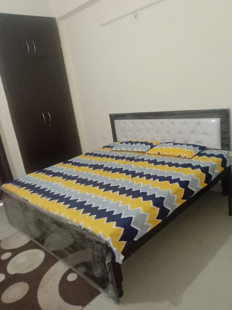 Bedroom, amrapali-silicon-city 3 Bedroom 1545 Sq.Ft. Apartment In Sector 76 Noida 8203264