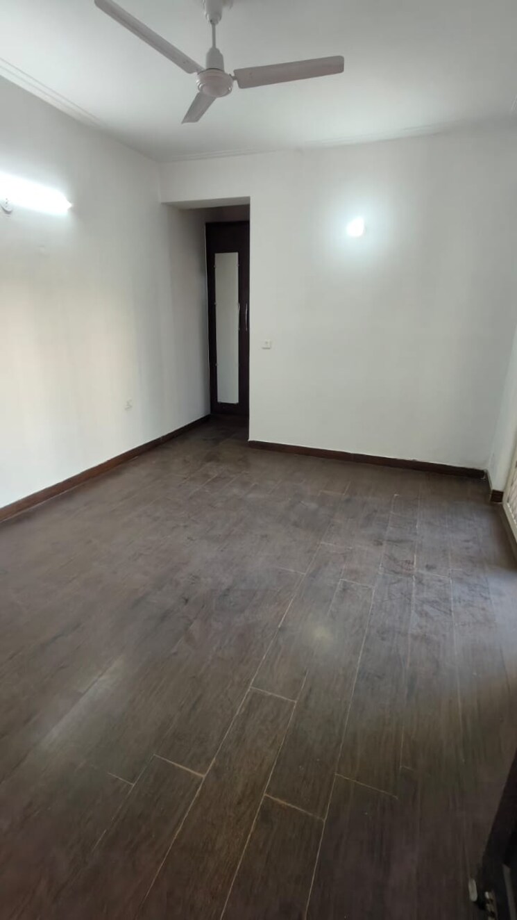 Room, amrapali-silicon-city 3 Bedroom 1545 Sq.Ft. Apartment In Sector 76 Noida 8203282