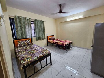 Room in  Pg at Kurla East – for Rent