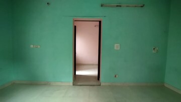 Room in 2 BHK Apartment at Jasola – for Sale