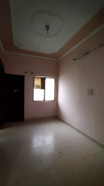 Room in 2 BHK Apartment at Jasola – for Sale
