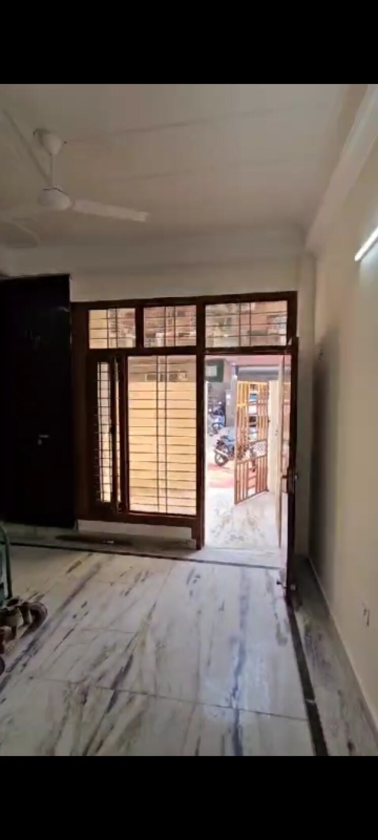 Room, maya-homes 3 Bedroom 1400 Sq.Ft. Builder Floor In Indrapuram Ghaziabad 8203361