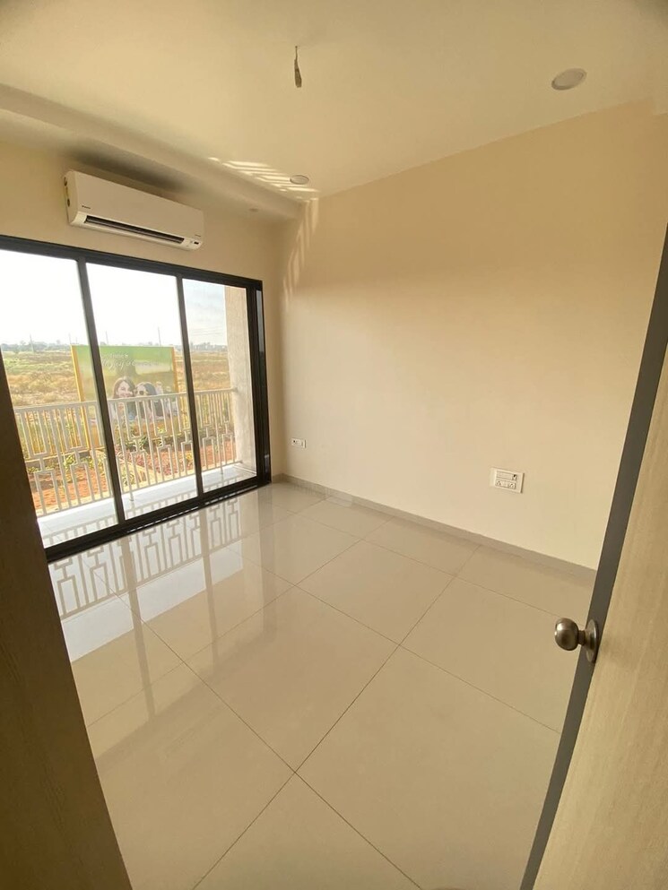 Room, deep-sky 1 Bedroom 426 Sq.Ft. Apartment In Vasai East Palghar 8203373