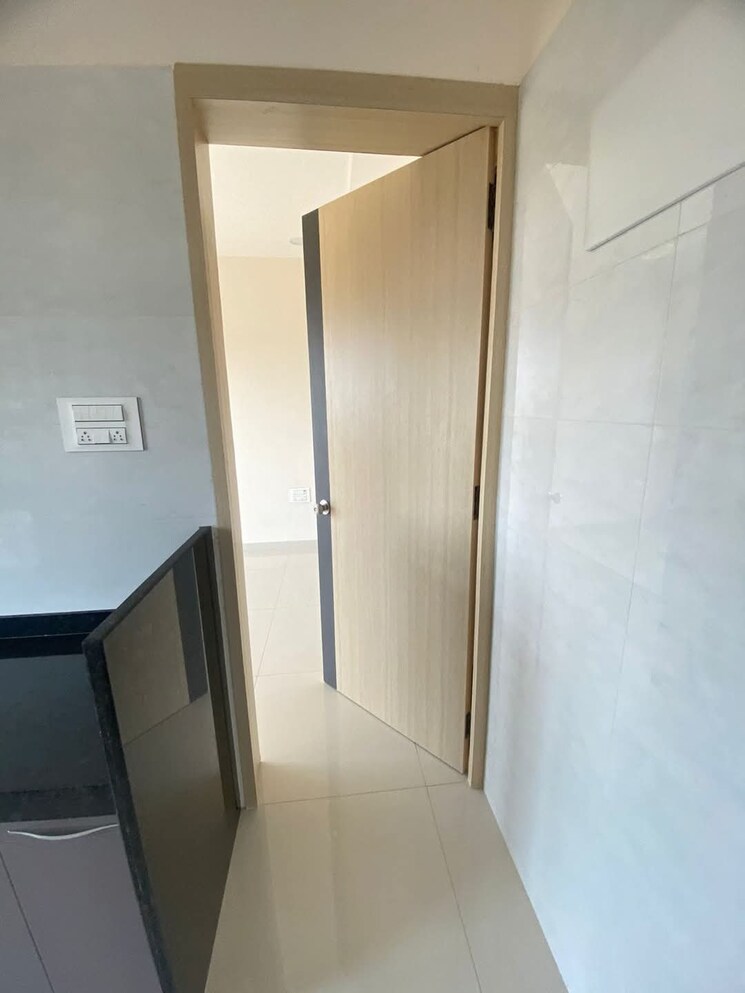 Bathroom, deep-sky 1 Bedroom 426 Sq.Ft. Apartment In Vasai East Palghar 8203373
